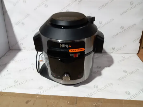 NINJA FOODI SMARTLID MULTI COOKER