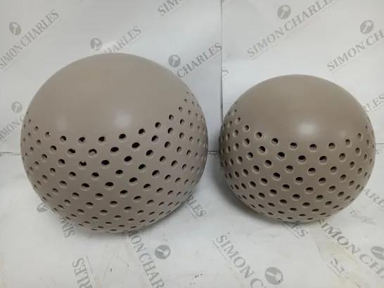 K BY KELLY HOPPEN SET OF 2 INDOOR OUTDOOR ORBS 25CM AND 30CM - TAUPE