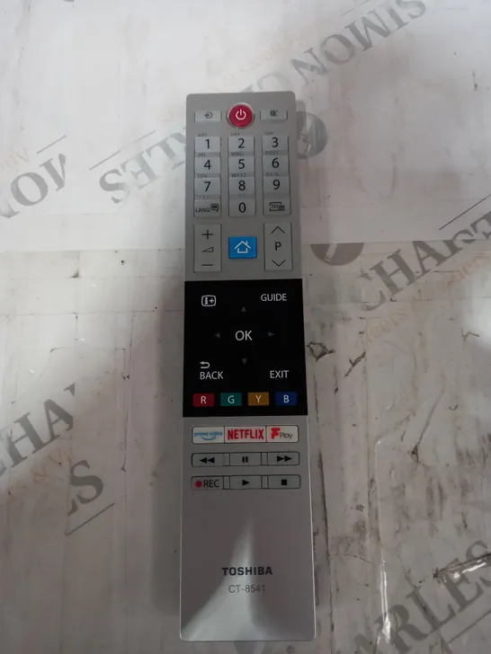 TOSHIBA 32" FULL HD WLAN SMART TV