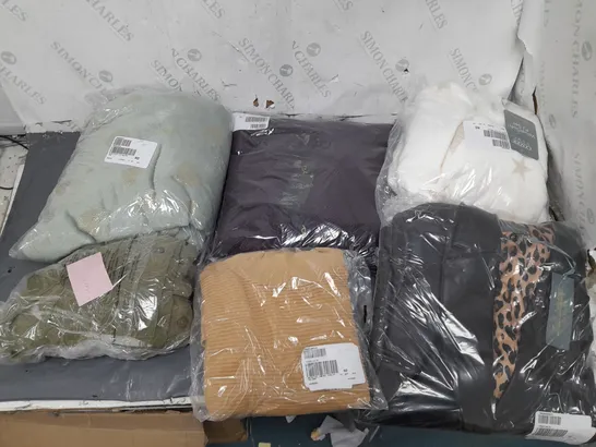 BOX OF APPROXIMATELY 10 ASSORTED BAGGED PIECES OF CLOTHING IN VARIOUS STYLES, SIZES, AND BRANDS 