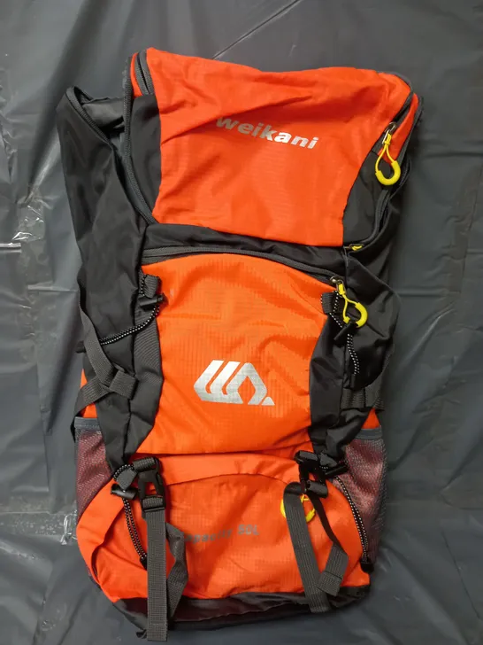 WEIKANI 50L CAPACITY CAMPING BAG IN ORANGE