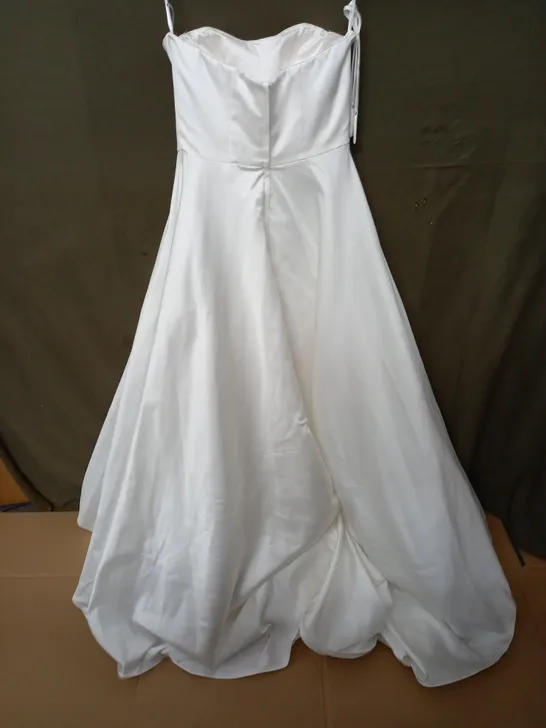 WHITE WEDDING DRESS - SIZE 12