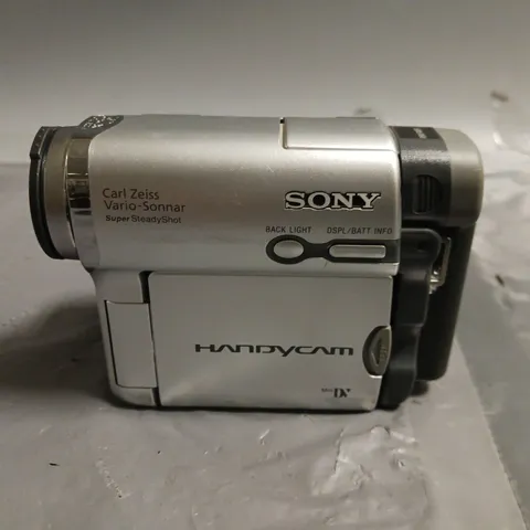 UNBOXED SONY HANDYCAM DIGITAL VIDEO CAMERA RECORDER