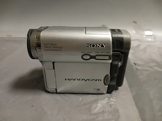 UNBOXED SONY HANDYCAM DIGITAL VIDEO CAMERA RECORDER