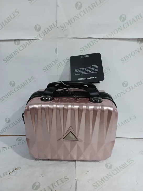 TRIFORCE LUGGAGE TRAVEL WEAR CASE IN PINK