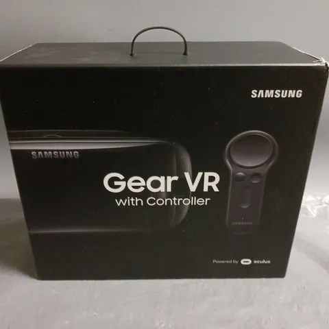 BOXED SAMSUNG GEAR VR WITH CONTROLLER