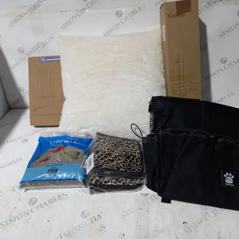 BOX OF ASSORTED HOUSEHOLD ITEMS TO INCLUDE DOG BAG, PILLOW, WALL COAT HANGER, LED CANDLES ETC 