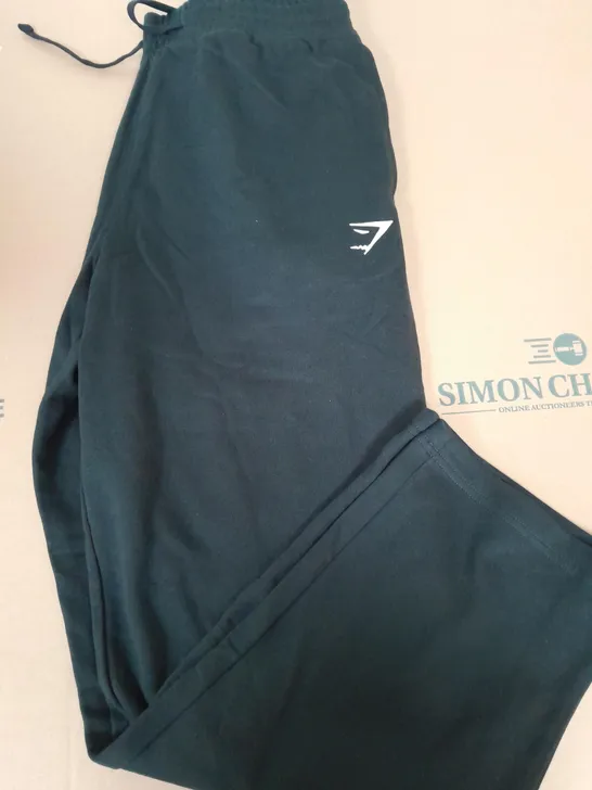 GYMSHARK BLACK TRACKSUIT BOTTOMS - SIZE MMEDIUM