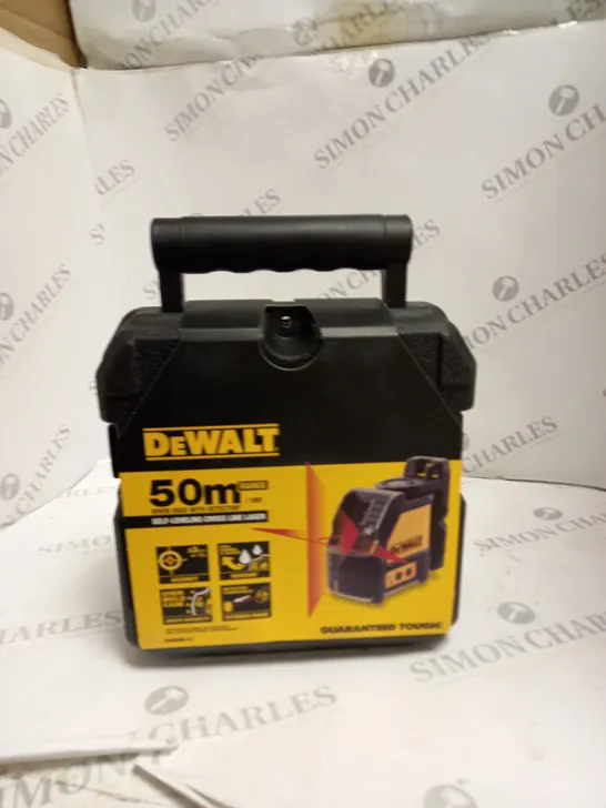 DEWALT 50M RANGE SELF LEVELLING CROSS LINE 