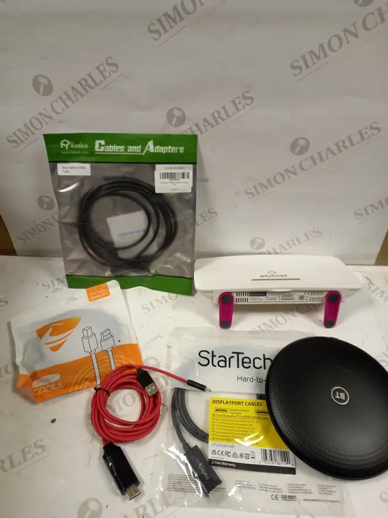 BOX OF APPROXIMATELY 15 ASSORTED HOUSEHOLD ELECTRICAL ITEMS TO INCLUDE BT WIFI DISK, HDMI CABLES, DISPLAY PORT CABLE ETC 