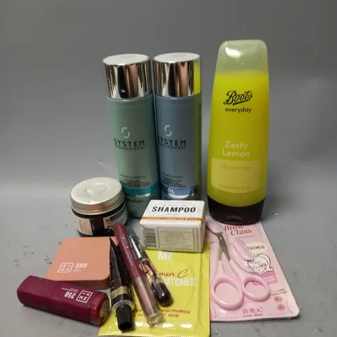 BOX OF APPROXIMATELY 20 COSMETIC ITEMS TO INCLUDE - SYSTEM PTOFFESIONAL BALANCE SHAMPOO - THE BODY SHOP VITAMIN E MOISTURE CREAM - REVERS EYEBROW HENNA - ETC 