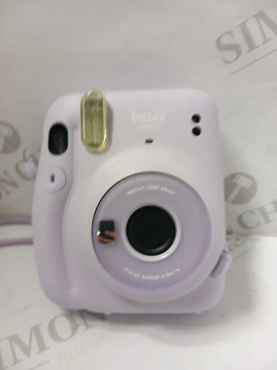 BOXED FUJIFILM INSTAX MINI 11 INSTANT CAMERA