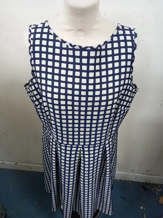 M&S COLLECTION SQUARE PATTERNED RUFFLE DRESS - 16