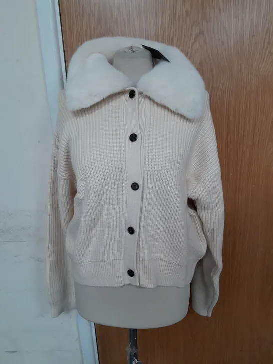 RAILS RIBBED KNIT BUTTON UP CARDIGAN WITH FAUX FUR TRIM IN CREAM SIZE L