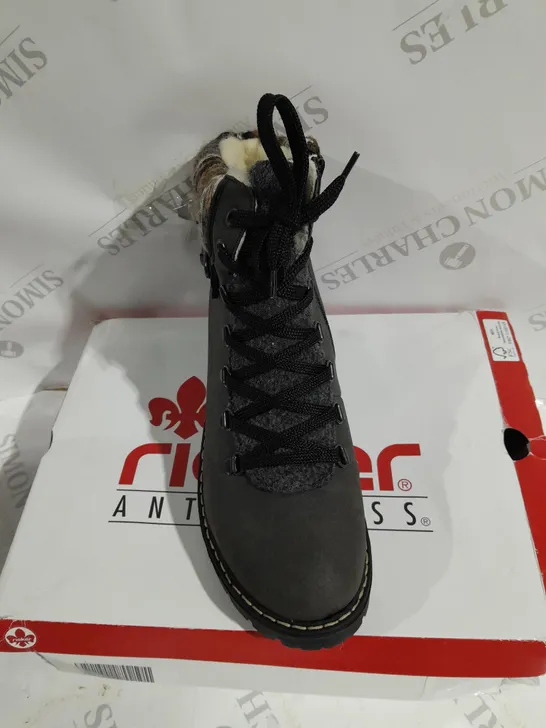 BOXED PAIR OF RIEKER HIKING BOOTS IN GREY - SIZE 5