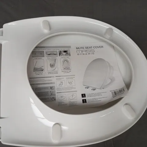 BOXED MASS DYNAMIC MUTE TOILET SEAT COVER