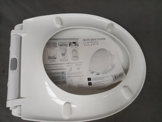 BOXED MASS DYNAMIC MUTE TOILET SEAT COVER