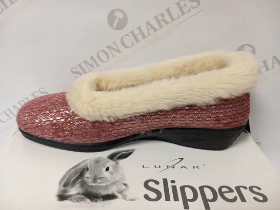 BOXED LUNAR SLIPPERS MARLINE BURGUNDY SIZE 8