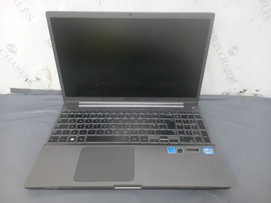 SAMSUNG 700Z3C/700Z5C 15 INCH I7-3635QM 2.40GHZ