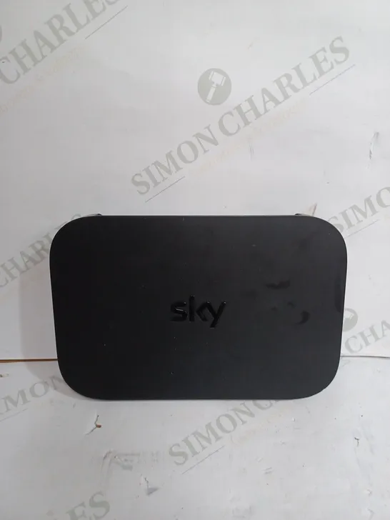 SKY EM150 Q MINI BOX