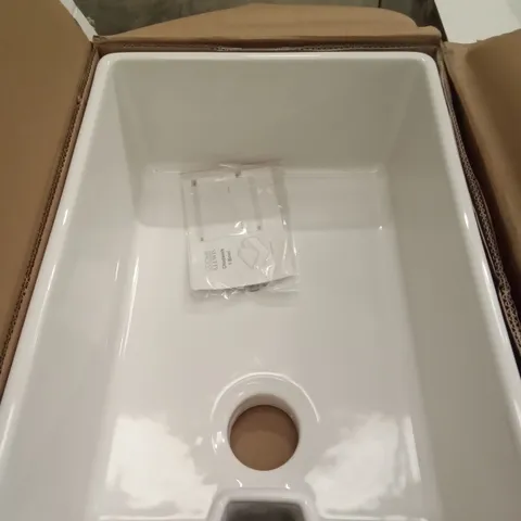 BOXED CHADWICK 1 BOWL BELFAST SINK 