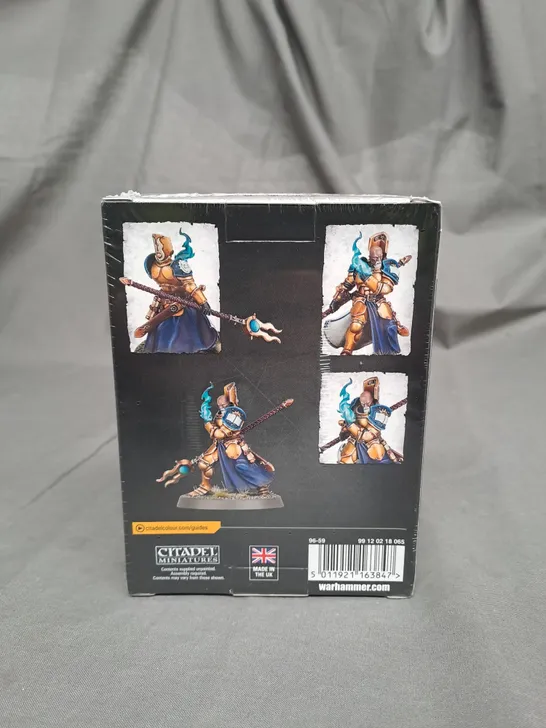 BOXED AND SEALED WARHAMMER COMMEMORATIVE SERIES - STORMCAST ETERNALS - MODERN TZANE KNIGHT-ARCANUM