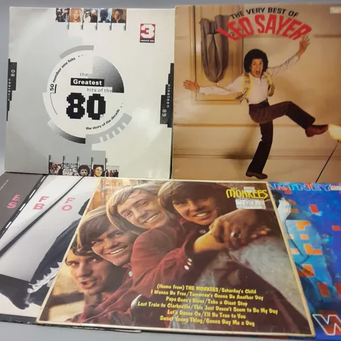 10 ASSORTED VINYL RECORDS TO INCLUDE THE GREATSEST HITS OF THE 80S, THE VERY BEST OF LEO SAYER, JEFFREY OSBOURNE ONE LOVE - ONE DREAM, ETC