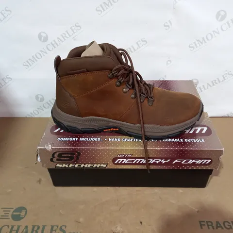 BOXED PAIR OF SKECHERS BROWN BOOTS- SIZE 7
