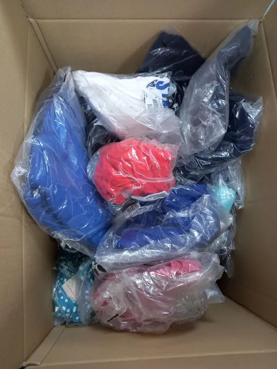 BOX OF APPROXIMATELY 20 ASSORTED CLOTHING ITEMS TO INCLUDE GILET, JUMPER, TOPS ETC