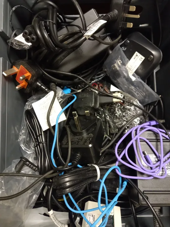 BOX OF APPROXIMATELY 20 ASSORTED ELECTRICAL ITEMS TO INCLUDE BT PHONE SET, VARIOUS POWER SUPPLIES, INTEL CORE I3-4160 PROCESSOR ETC 