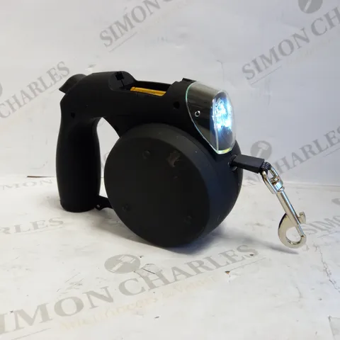 MULTI FUNCTION 4M RETRACTABLE DOG LEAD WITH BUILT IN LED TORCH
