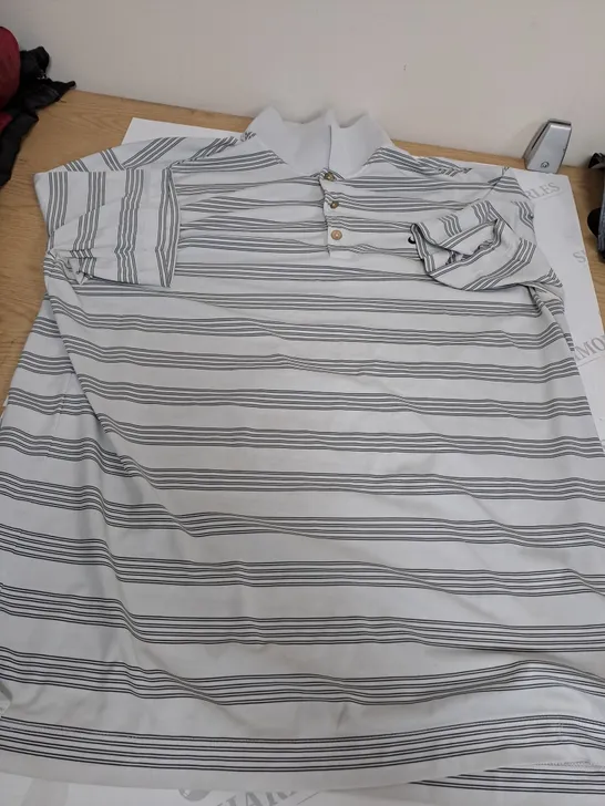 NIKE WHITE/BLACK POLO TEE SIZE XL