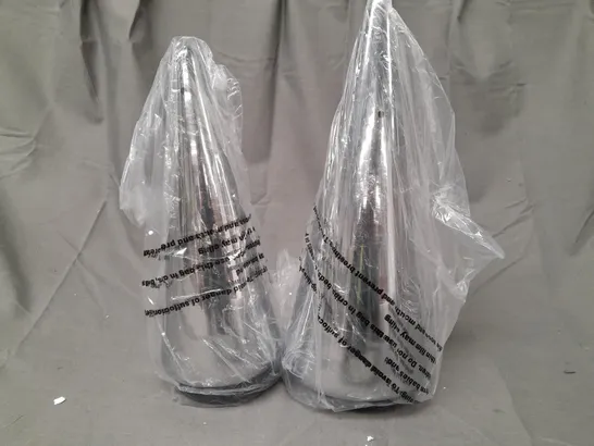 BOXED KELLY HOPPEN SET OF 2 INDOOR/OUTDOOR PRELIT GLASS DECOR - REFLECTIVE CONES