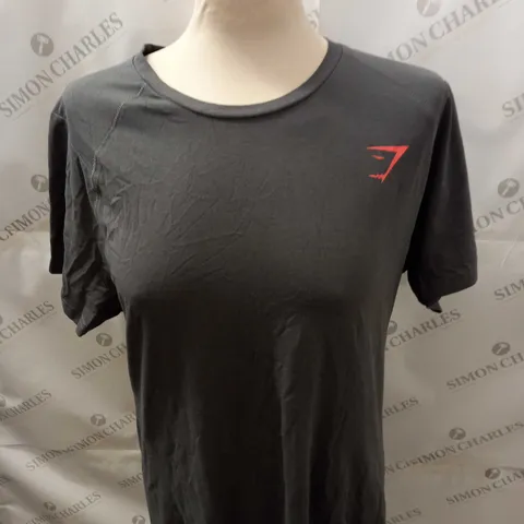 GYMSHARK TRAINING T-SHIRT SIZE XL