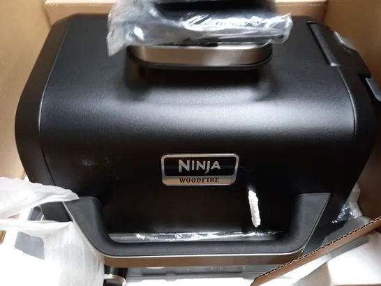 BOXED NINJA WOODFIRE ELECTRIC BBQ GRILL & SMOKER OG701UKQ - COLLECTION ONLY