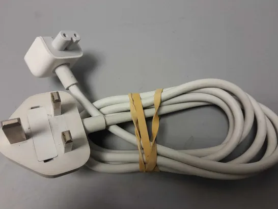 APPROXIMATELY 150 MAGSAFE AC POWER CORD CABLES - COLLECTION ONLY