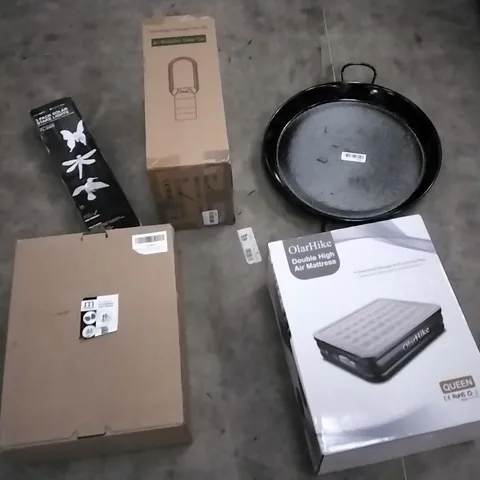 PALLET OF ASSORTED ITEMS INCLUDING SOLAR STAKE LIGHTS, AIR MULTIPLIER TOWER FAN, WIDE COOKING PAN, DISH DRAINER AND HIGH AIR MATTRESS