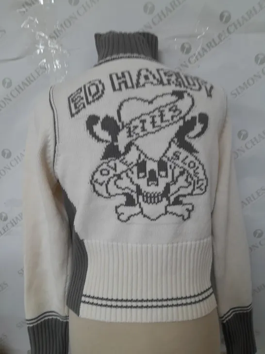 URBAN OUTFITTERS ED HARDY SIZE MEDIUM 