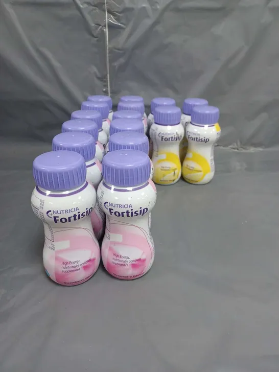 LOT OF 16 BOTTLES OF FORTISIP FOOD SUPPLEMENT DRINKS. STRAWBERRY AND BANANA. 200ML PER BOTTLE