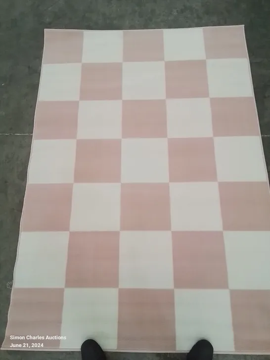 QUALITY DESIGNER MAESTRO CHEQUERED PINK DESIGN AREA RUG 160X230