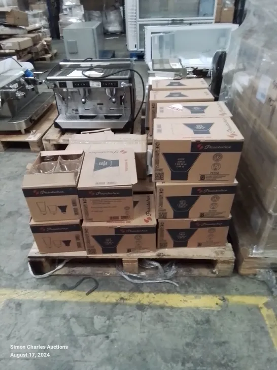 PALLET CONTAINING LARGE AMOUNT OF 8OZ COCKTAIL/SHOT GLASSES