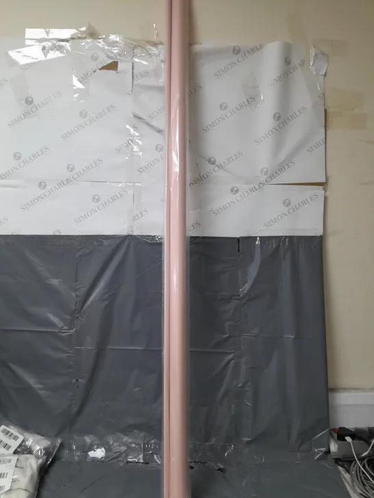 PLAIN BLACKOUT ROLLER BLIND WITH FITTINGS PINK