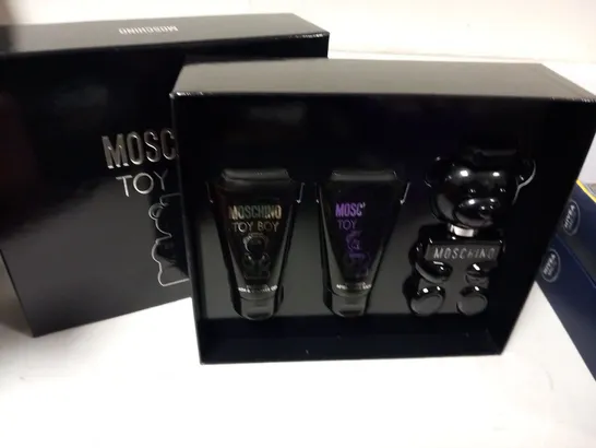 BOXED MOSCHINO TOY BOY EAU DE PARFUM GIFT SET