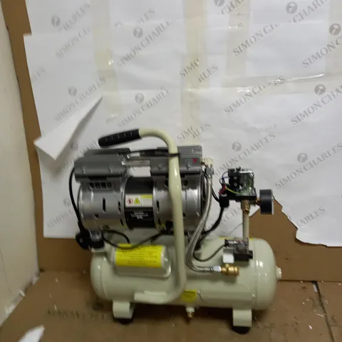 HYUNDAI 8 LITRE AIR COMPRESSOR, 4CFM/118PSI, SILENCED, OIL FREE, DIRECT DRIVE 0.75HP | HY5508