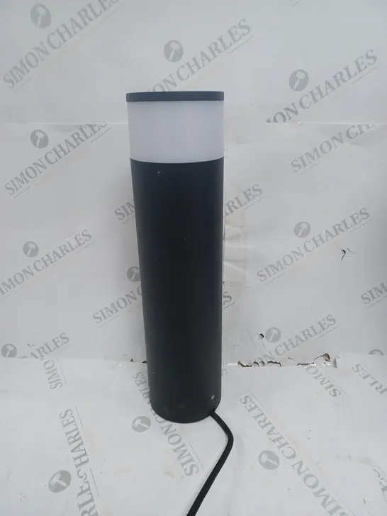 BOXED PHILIPS HUE WHITE & COLOUR OUTDOOR POST LIGHT 