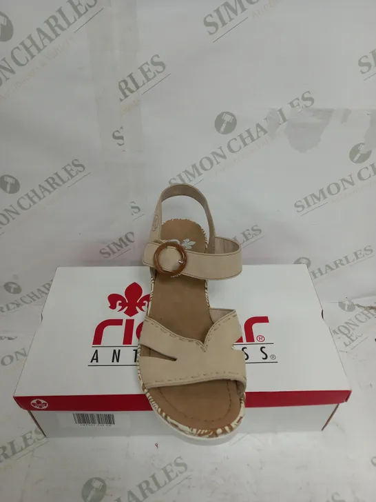 BOXED RIEKER BEIGE RASIED SANDAL SIZE 6 