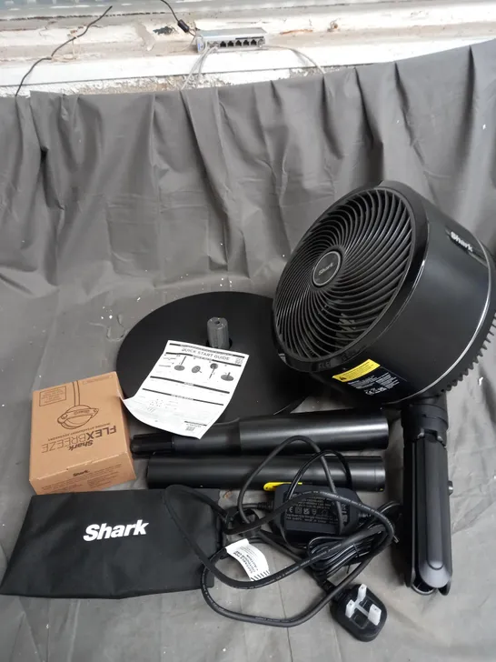 BOXED SHARK FLEXBREEZE PORTABLE FAN FA220UK