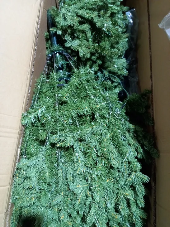 SANTAS BEST PRELIT CHRISTMAS TREE 8 FT - COLLECTION ONLY