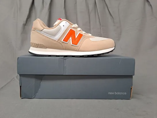 BOXED PAIR OF NEW BALANCE 574 SHOES IN TAN/ORANGE UK SIZE 5