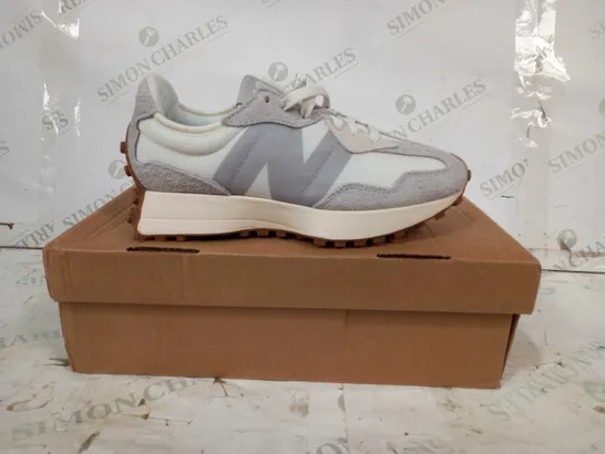 BOXED PAIR OF NEW BALANCE 327 SHOES IN GREY UK SIZE 5.5